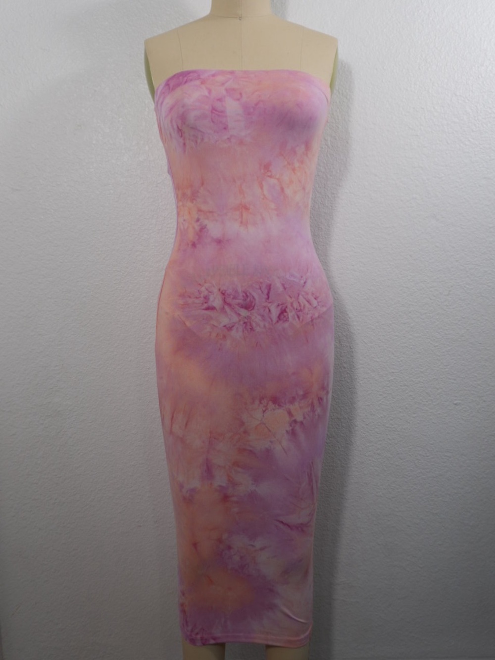 Strapless Tie-Dye Bodycon Midi Dress in Pink and Peach